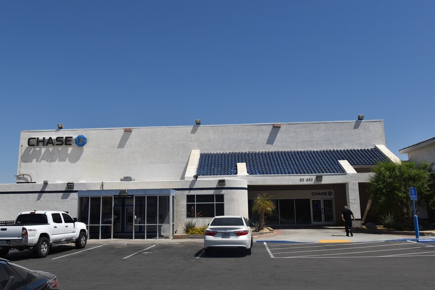 82490 Highway 111, Indio, CA à louer - Photo du bâtiment - Image 1 de 15