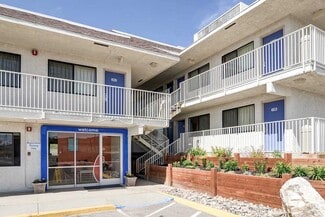 Plus de détails pour 1150 Wilkins Cir, Casper, WY - Services hôteliers à vendre