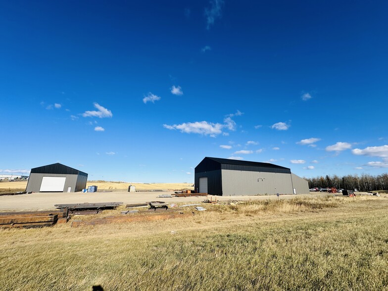 722003 Range Road 53, Grande Prairie County No 1, AB for sale - Building Photo - Image 2 of 26