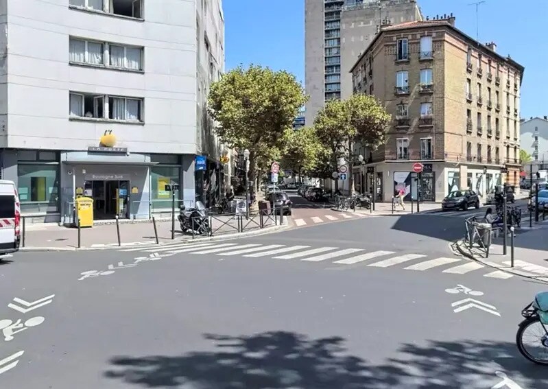 Commerce de détail dans Boulogne-Billancourt à louer - Photo du bâtiment - Image 2 de 4