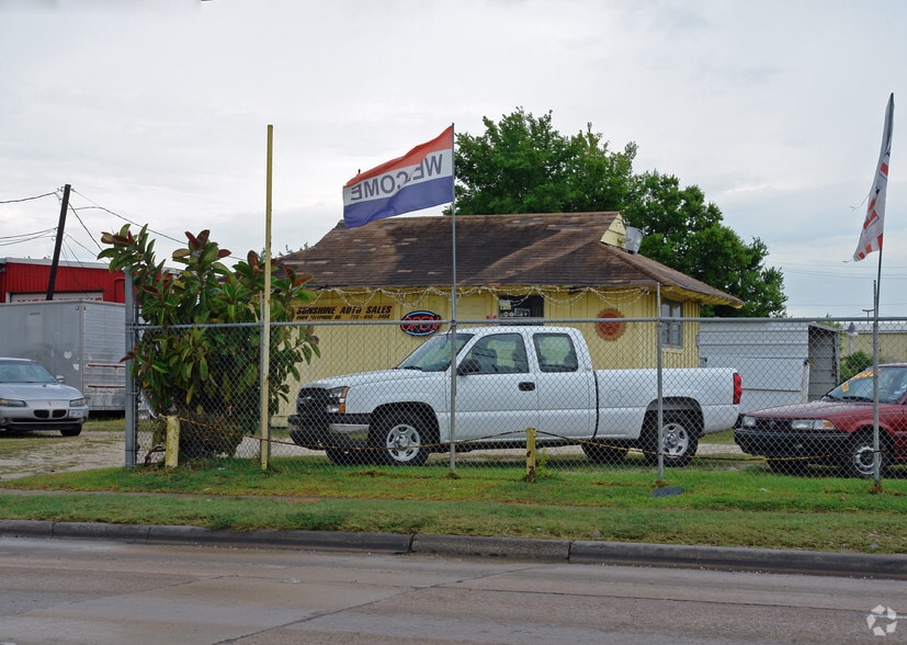 6869 Telephone Rd, Houston, TX for sale - Building Photo - Image 2 of 2