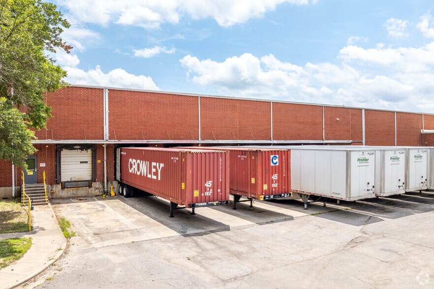 335 Summit Rd, Eden, NC for sale - Building Photo - Image 3 of 4