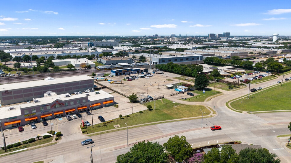 3104 S Rigsbee Dr, Plano, TX for lease - Aerial - Image 2 of 24