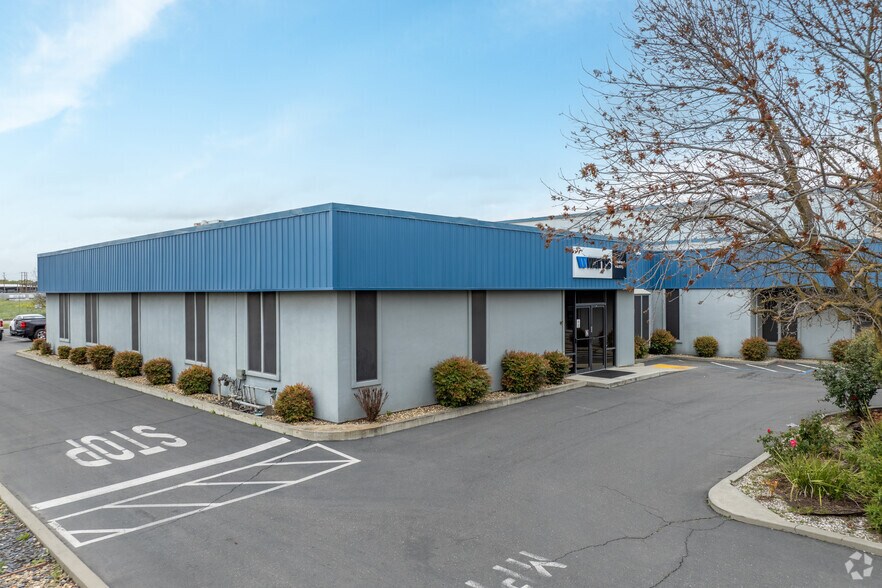 1485 Tanforan Ave, Woodland, CA à vendre - Photo du bâtiment - Image 2 de 8