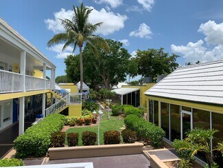 Plus de détails pour 13451 Mcgregor Blvd, Fort Myers, FL - Plusieurs types d'espaces à louer