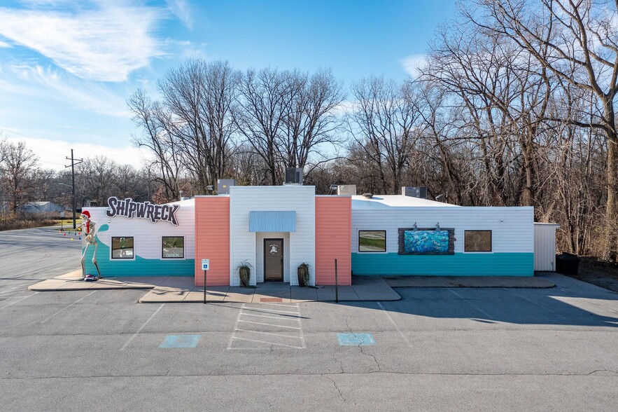 840 S Broad St, Griffith, IN for sale - Building Photo - Image 1 of 11