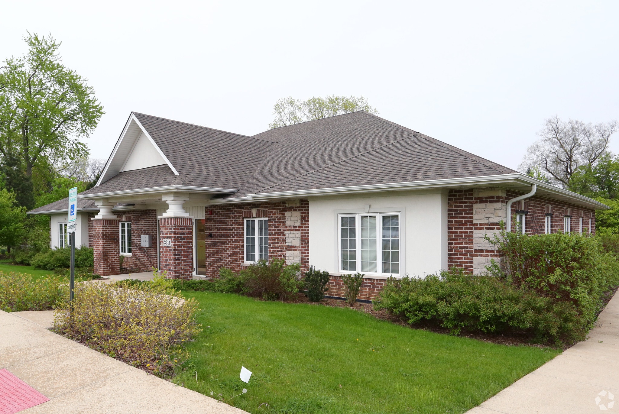 3311 Hobson Rd, Woodridge, IL for sale Primary Photo- Image 1 of 7