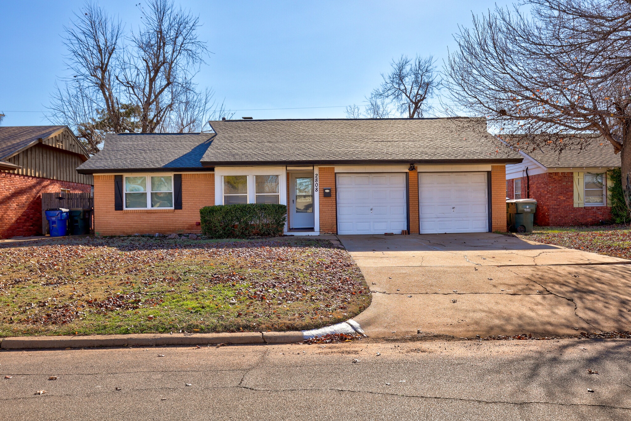 2808 Kent Dr, The Village, OK for sale Primary Photo- Image 1 of 2