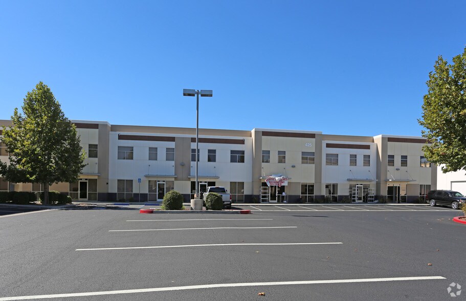 425 Boulder Ct, Pleasanton, CA à vendre - Photo du bâtiment - Image 3 de 5