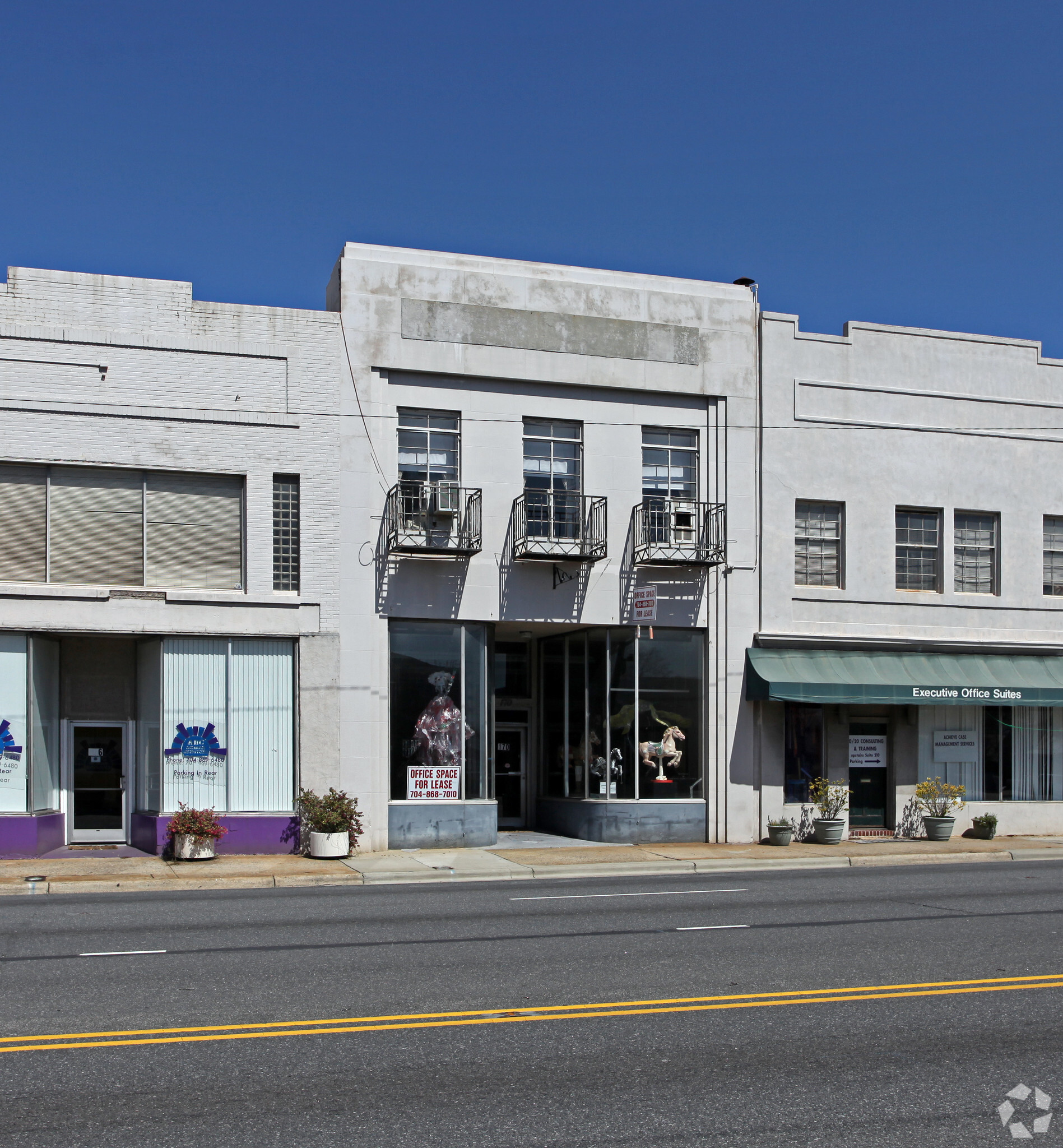 176 W Franklin Blvd, Gastonia, NC for sale Primary Photo- Image 1 of 10