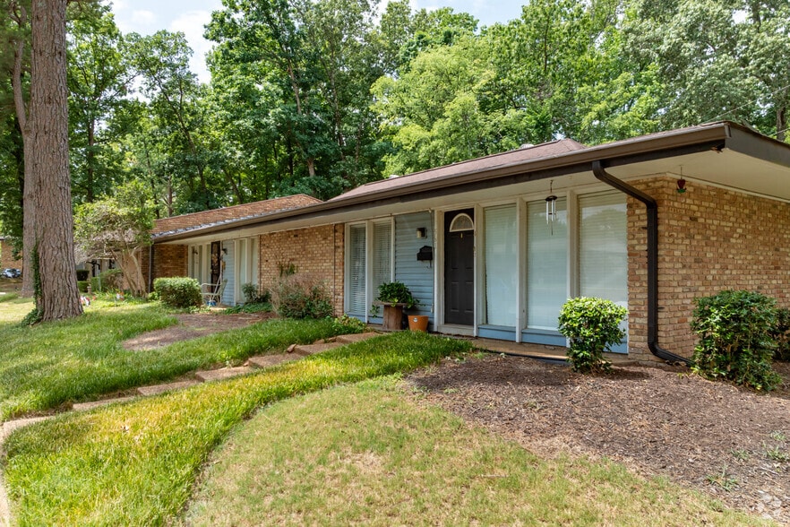 543 N Mendenhall Rd, Memphis, TN à vendre - Photo du bâtiment - Image 3 de 25