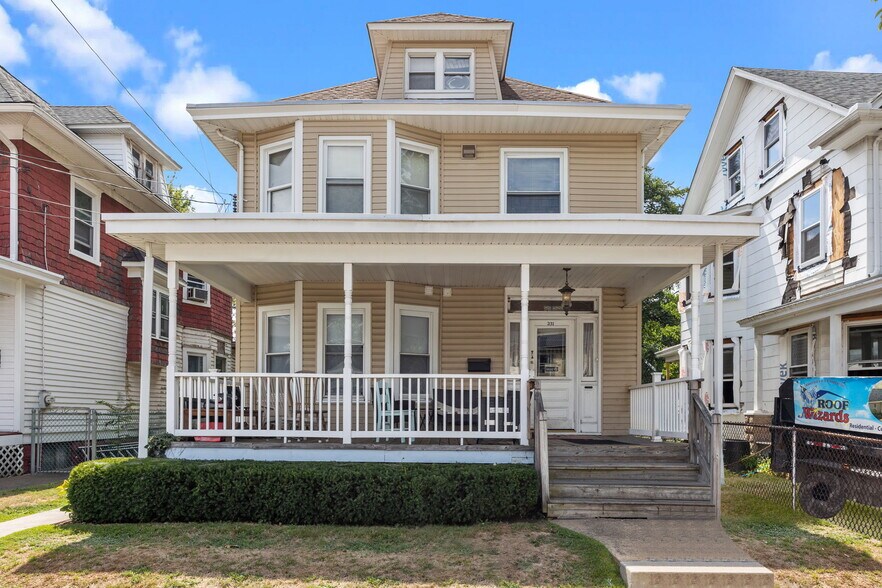 231 Washington St, Morrisville, PA à vendre - Photo du bâtiment - Image 2 de 34