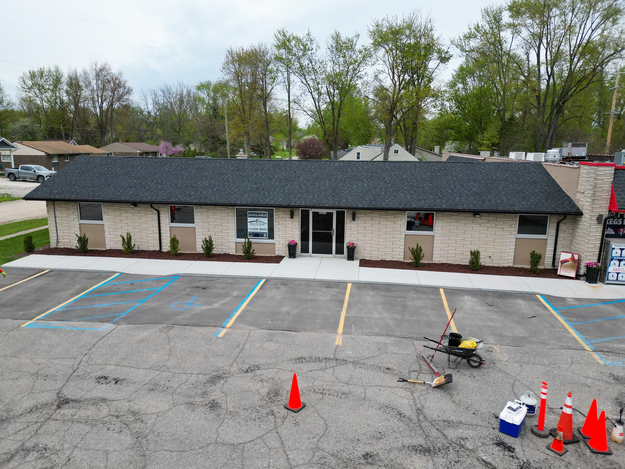 40660-40666 5 Mile Rd, Plymouth, MI for lease Building Photo- Image 1 of 6