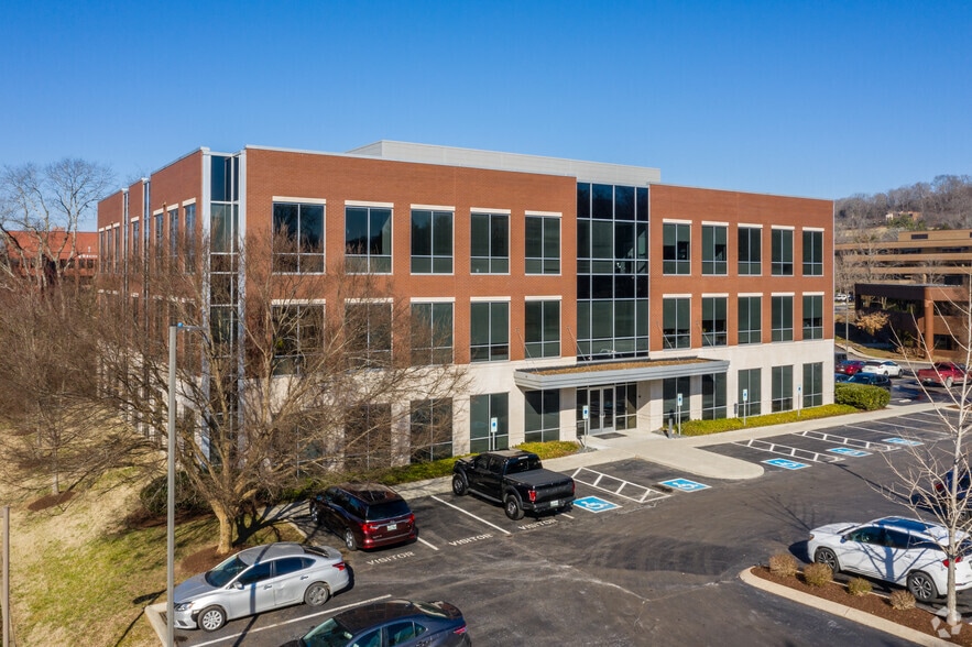 112 Westwood Pl, Brentwood, TN for lease - Building Photo - Image 3 of 4