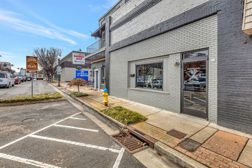 713 N Garden St, Columbia, TN for sale - Building Photo - Image 3 of 15