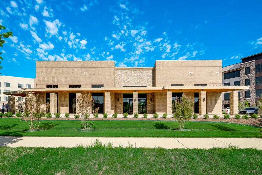 2112 E State Highway 114, Southlake, TX à vendre - Photo du bâtiment - Image 1 de 11