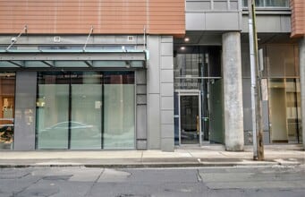 8 Mercer St, Toronto, ON for lease Building Photo- Image 2 of 10