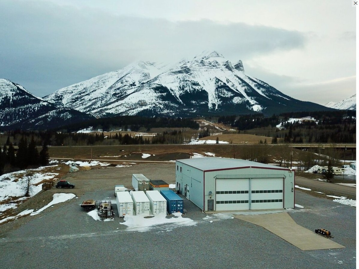 3608 8th Av, Coleman, AB for sale Building Photo- Image 1 of 2