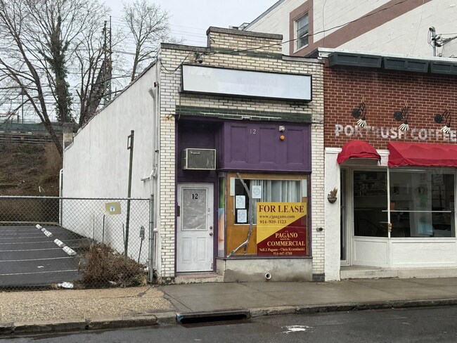 Plus de détails pour 12 King St, Port Chester, NY - Commerce de détail à louer