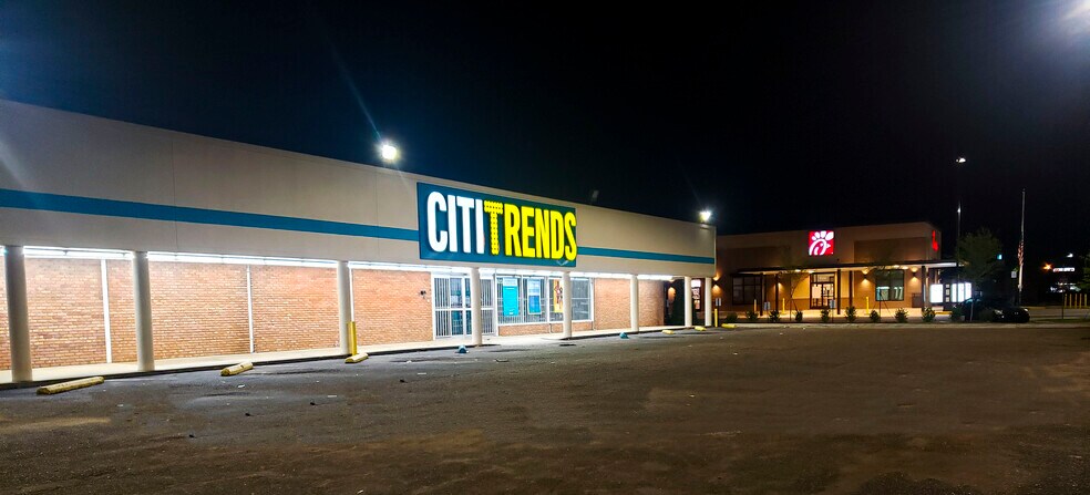 980 S Eufaula Ave, Eufaula, AL à louer - Photo du bâtiment - Image 2 de 4