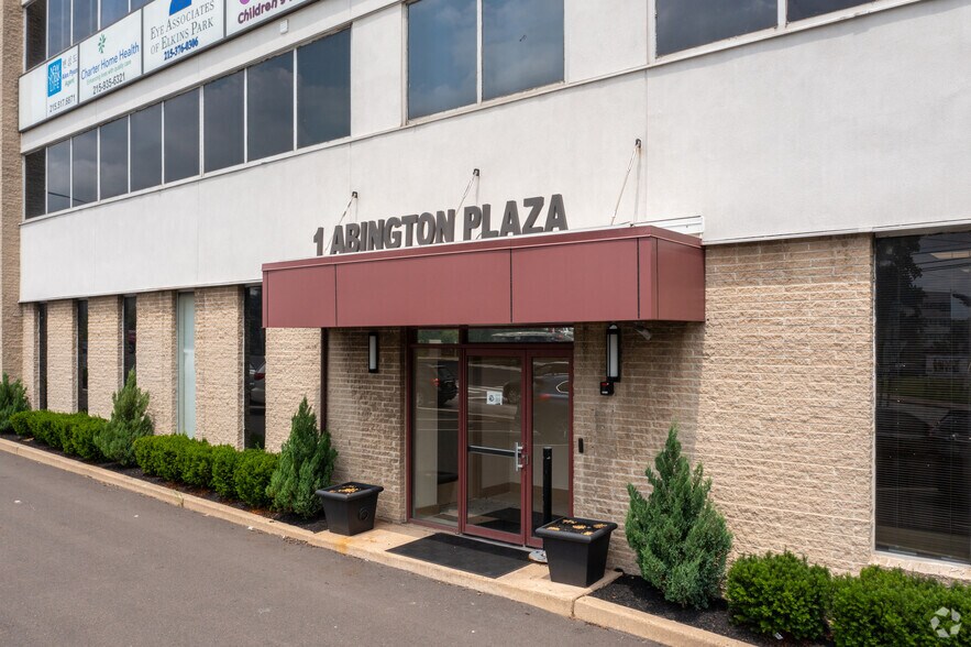 101 Old York Rd, Jenkintown, PA à louer - Photo du bâtiment - Image 3 de 5