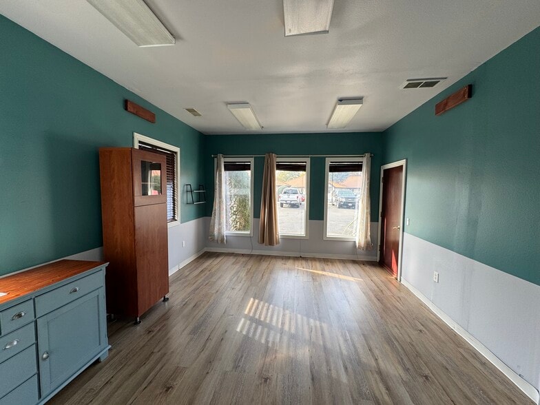 5997 W State St, Boise, ID à louer - Photo du bâtiment - Image 2 de 6