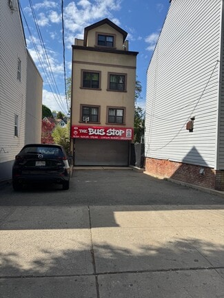 More details for 119 Victory Blvd, Staten Island, NY - Retail for Lease