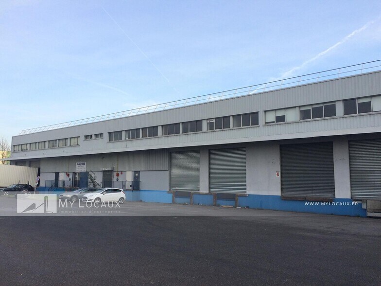 Industriel dans Goussainville à louer - Photo du bâtiment - Image 3 de 4
