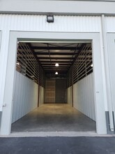 9770 W Cheyenne Ave, Las Vegas, NV à louer Photo intérieure- Image 1 de 3