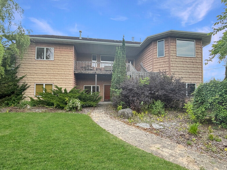 3899 Old Highway Rd, Sturgeon Bay, WI à vendre - Photo du bâtiment - Image 2 de 35