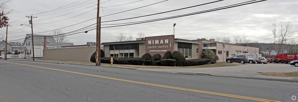 149 Greenwood St, Worcester, MA à louer - Photo principale - Image 2 de 10