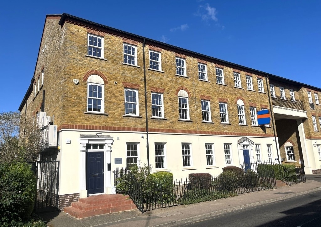 Theobald St, Borehamwood à louer Photo du bâtiment- Image 1 de 8