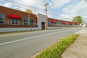 901-965 Northwest Blvd, Winston-Salem, NC for lease Building Photo- Image 2 of 15