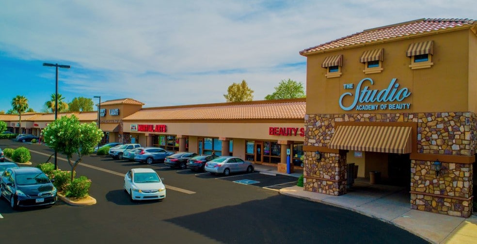 610 N Alma School Rd, Chandler, AZ for lease - Building Photo - Image 1 of 9