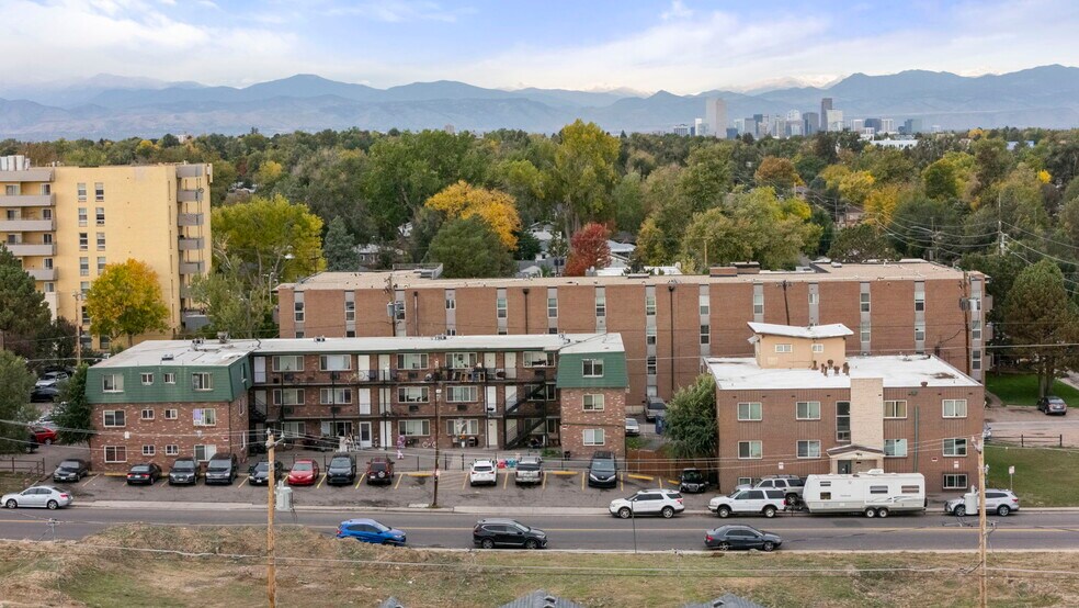 1345-1363 Yosemite St, Denver, CO à vendre - Photo principale - Image 1 de 24