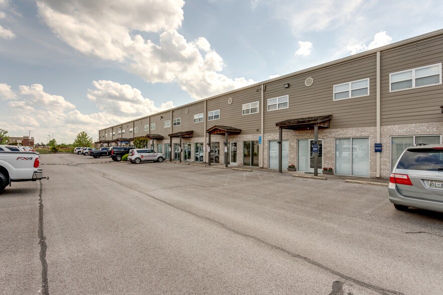 4922 Port Royal Rd, Spring Hill, TN à louer - Photo du bâtiment - Image 3 de 22
