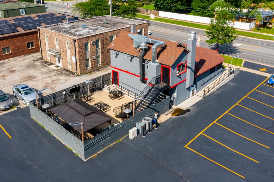 9750 S Roberts Rd, Palos Hills, IL for sale - Building Photo - Image 3 of 26