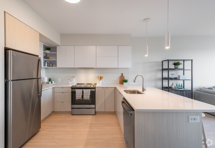 39 Trotter Rd, Weymouth, MA à louer - Photo intérieure - Image 3 de 78