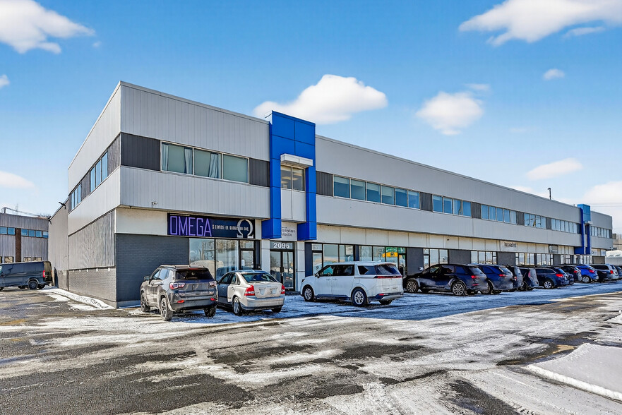 2095 Rue Frank-Carrel, Québec, QC for sale - Building Photo - Image 1 of 12