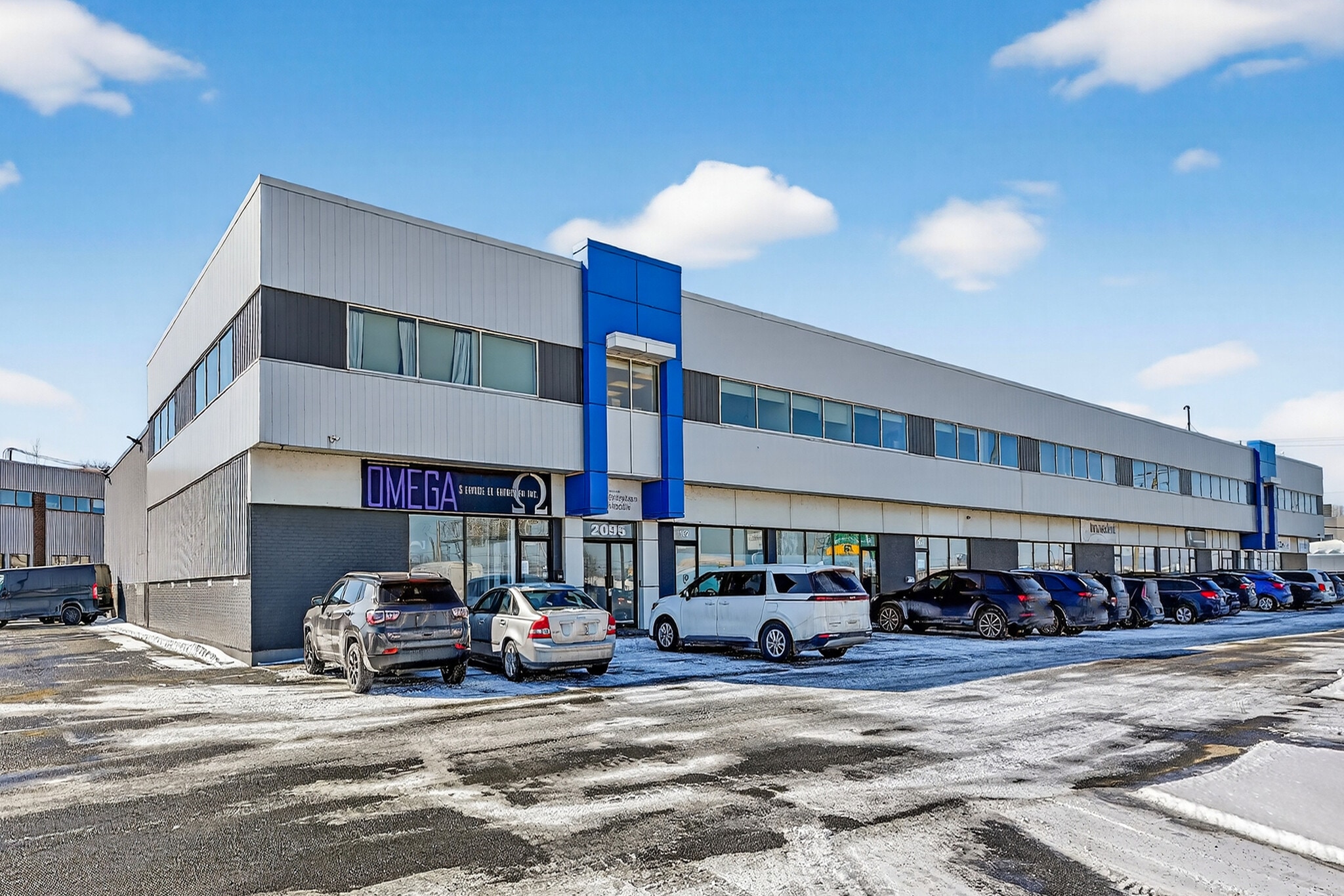 2095 Rue Frank-Carrel, Québec, QC for sale Building Photo- Image 1 of 13