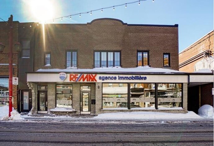 1231-1247 Rue Notre-Dame O, Montréal, QC for sale Primary Photo- Image 1 of 1