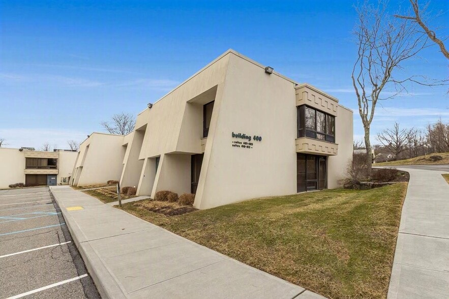 101 S Bedford Rd, Mount Kisco, NY for sale - Building Photo - Image 2 of 13