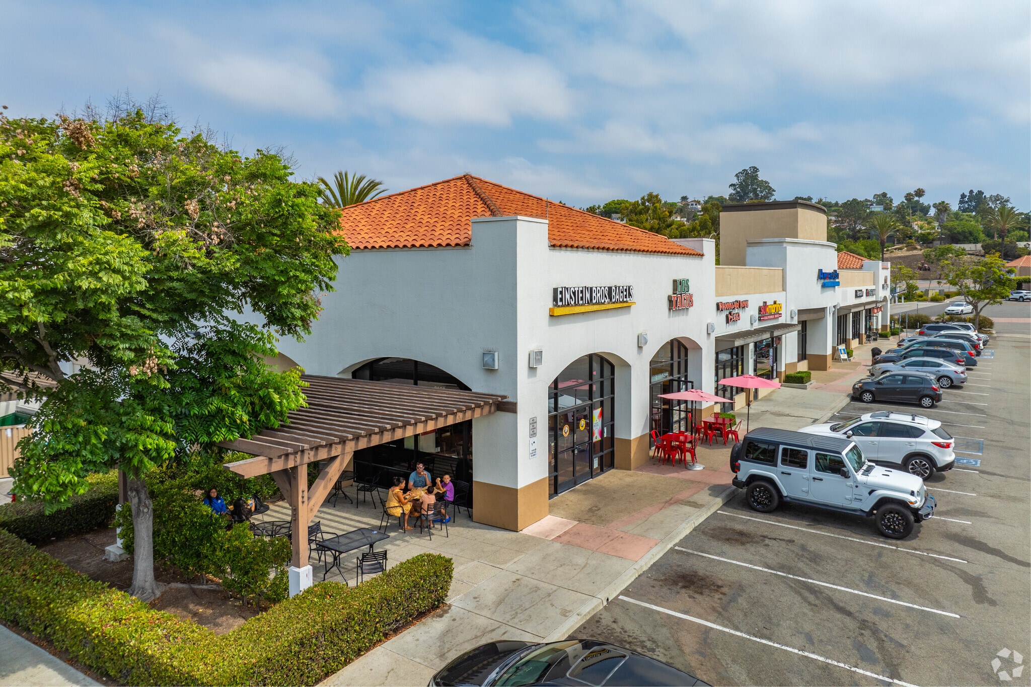 2110-2178 Vista Way, Oceanside, CA for lease Primary Photo- Image 1 of 8