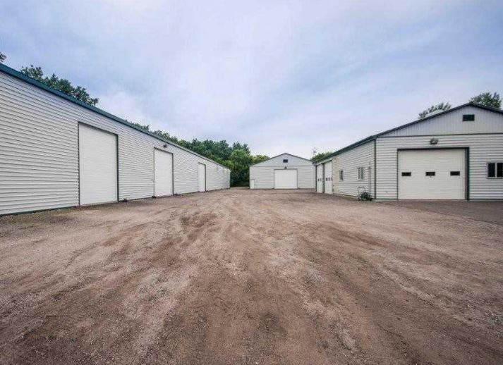 8794 Ravenshoe Rd, Georgina, ON for sale Primary Photo- Image 1 of 1