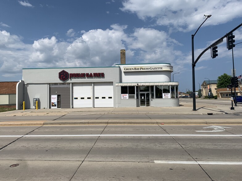 533 E Walnut St, Green Bay, WI for lease - Building Photo - Image 1 of 17