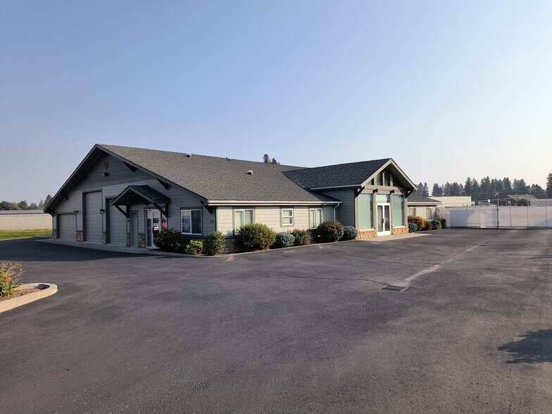 521 S Fir Ave, Deer Park, WA à vendre - Photo du bâtiment - Image 1 de 11