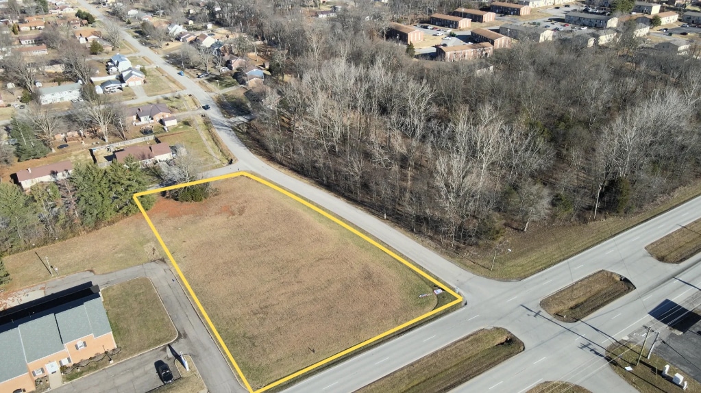 1605 W Lincoln Trail Blvd, Radcliff, KY for sale Primary Photo- Image 1 of 4