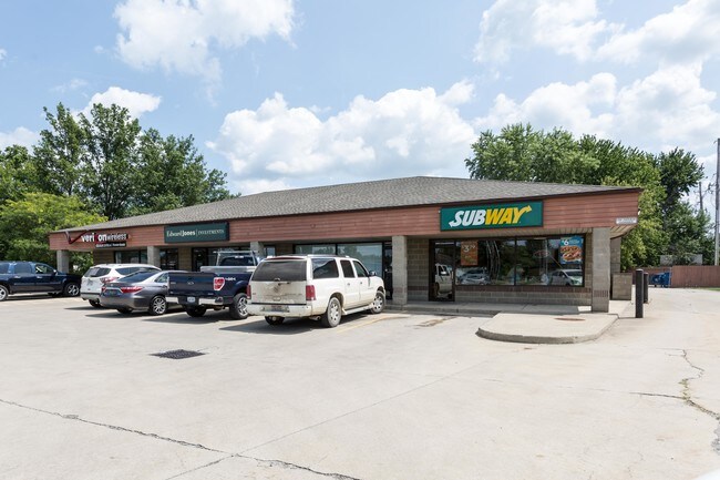 Plus de détails pour 516 N Main St, Grafton, OH - Commerce de détail à louer
