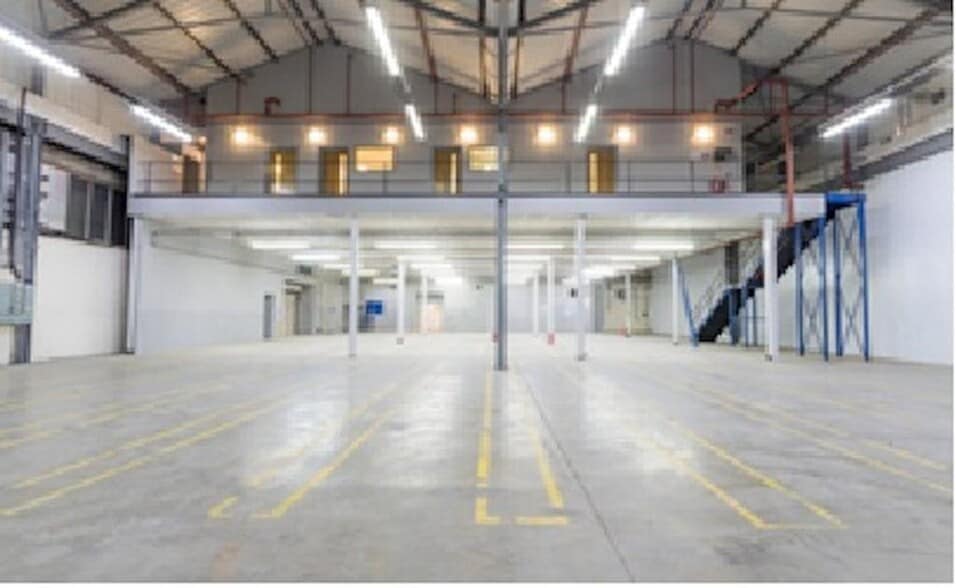 Shaw Ln, Glossop for lease - Building Photo - Image 2 of 3