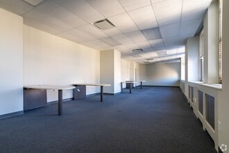 90-04 161st St, Jamaica, NY for lease Interior Photo- Image 1 of 4